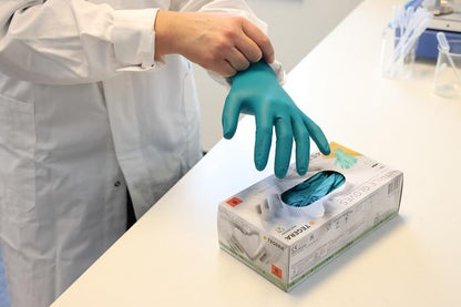 Box 100 Ejendals Tegera 84510 Green Nitrile Disposable Gloves