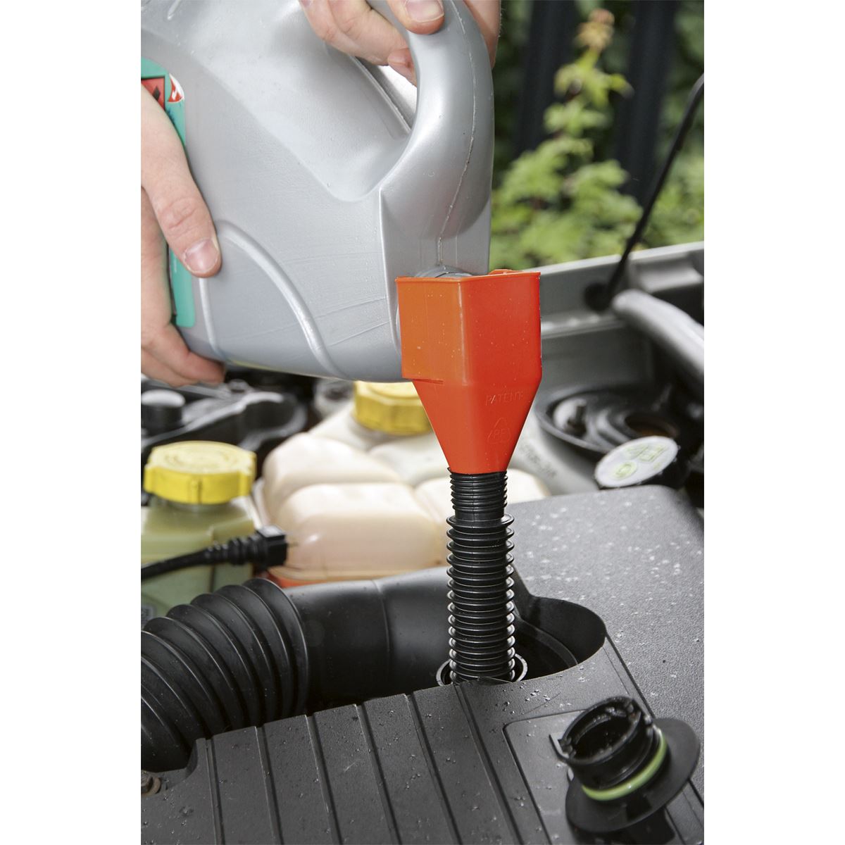 Sealey F12S Clip-On Funnel with Spout