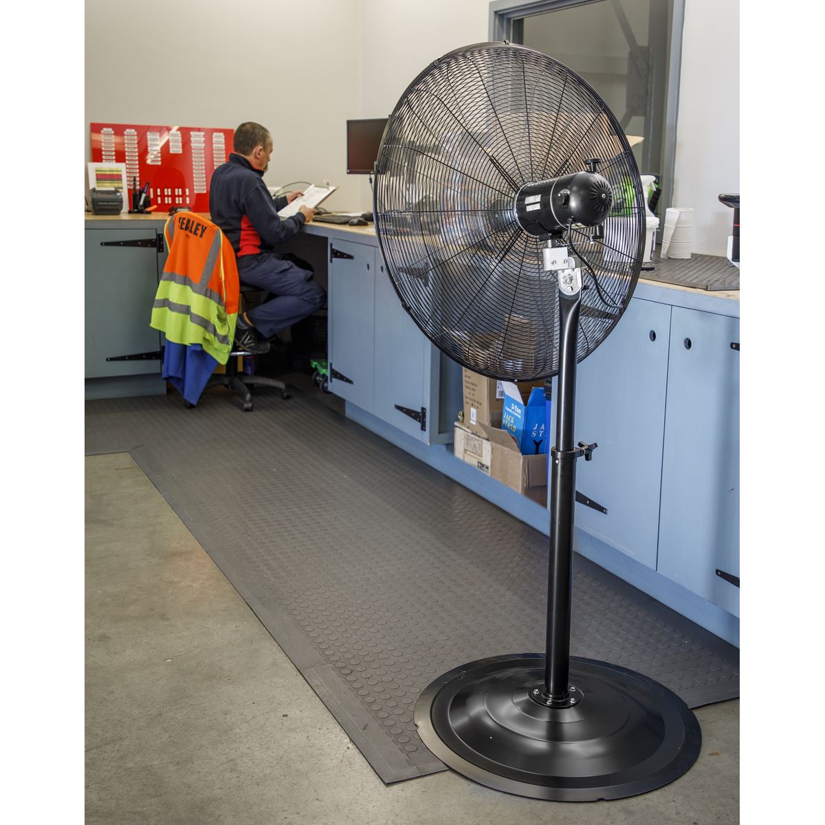 Sealey HVSF30 Industrial High Velocity Oscillating Pedestal Fan 30" 230V