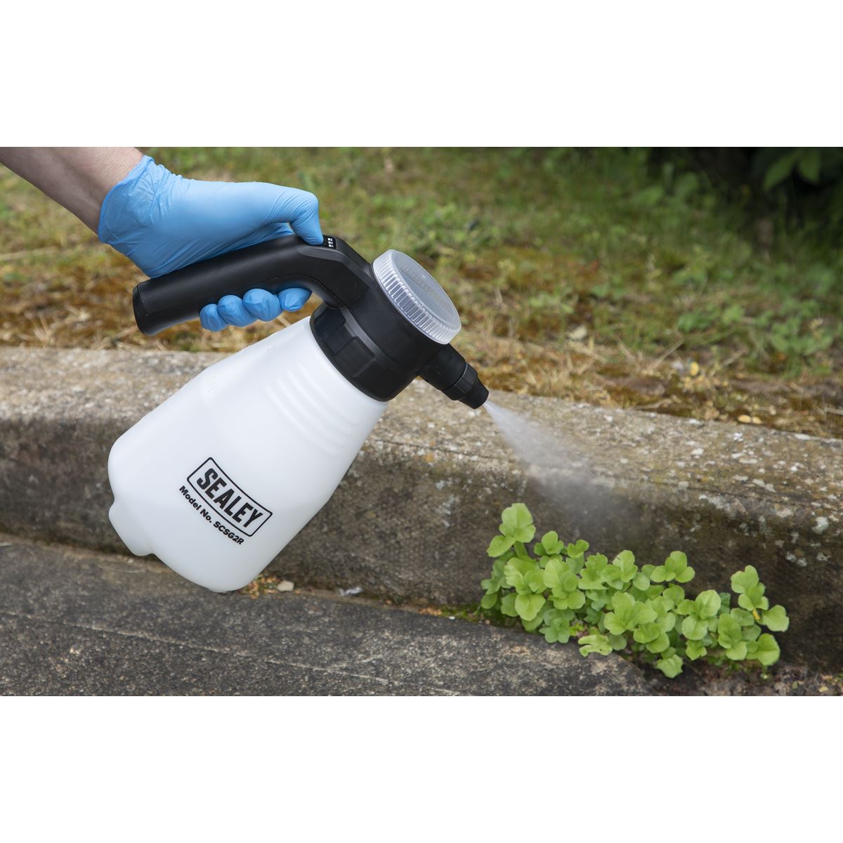 Sealey SCSG2R Rechargeable Pressure Sprayer 2L