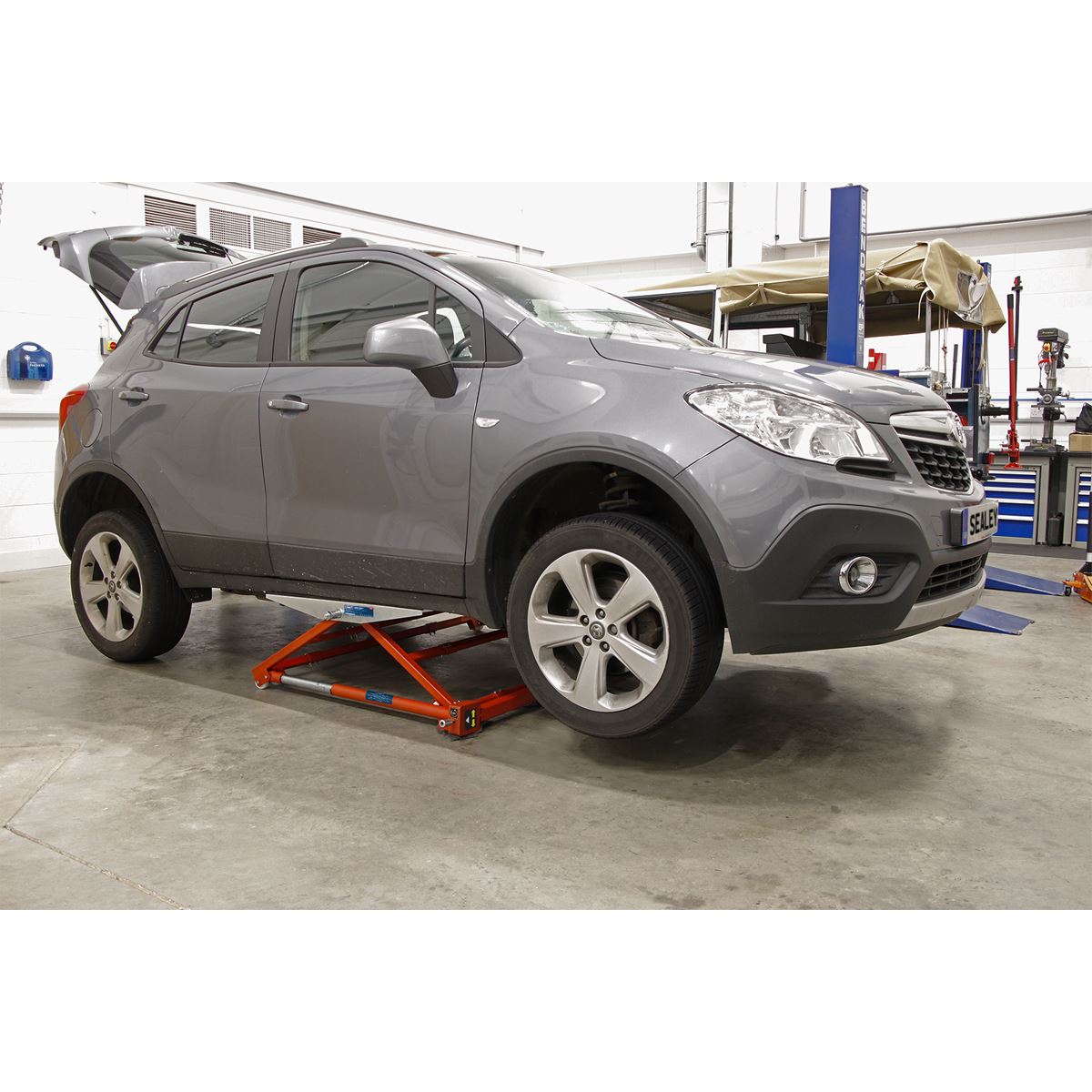 Sealey PPL01 Portable Pivot Car Lift 1500kg