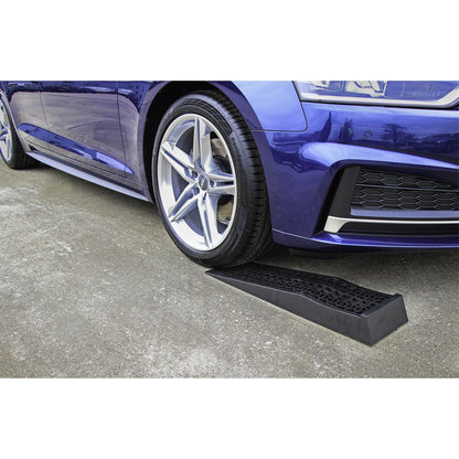 Sealey CAR3000LR Car Ramps Low Profile 1.5 Tonne Capacity per Ramp 3 Tonne Capacity per Pair