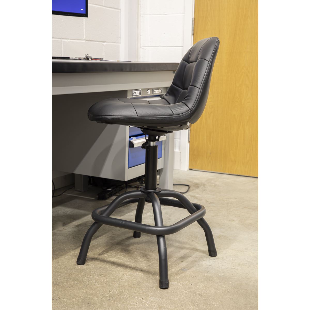 Sealey SCR01B Premier Industrial Pneumatic Workshop Stool with Adjustable Height Swivel Seat & Back Rest