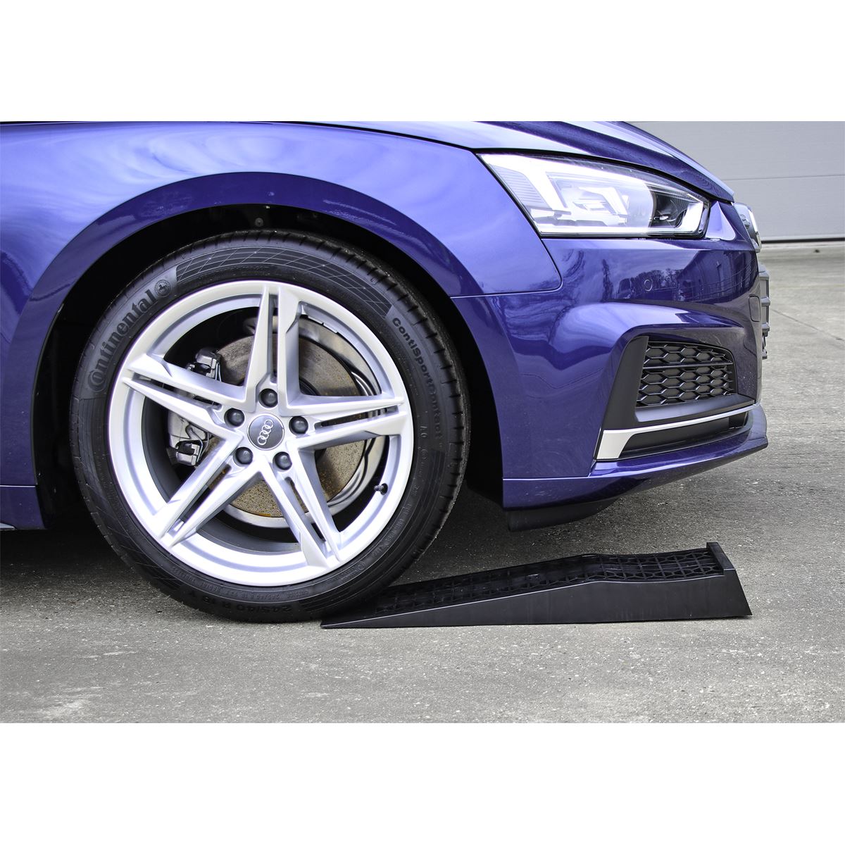 Sealey CAR3000LR Car Ramps Low Profile 1.5 Tonne Capacity per Ramp 3 Tonne Capacity per Pair