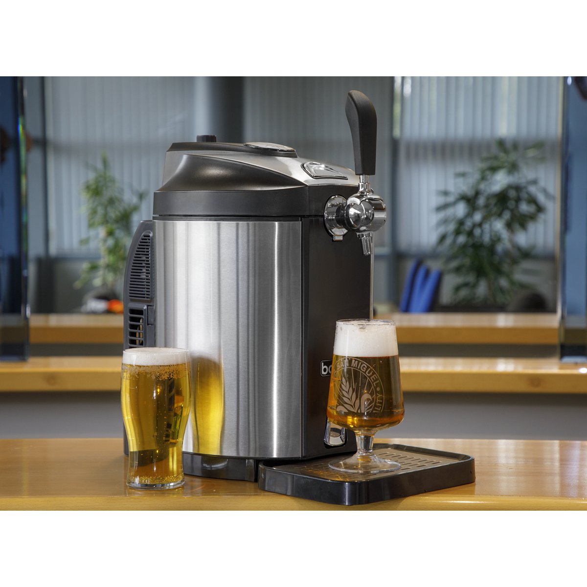 Baridi DH49 5L Mini Keg Beer Dispenser Tap 4°C Integrated Cooling