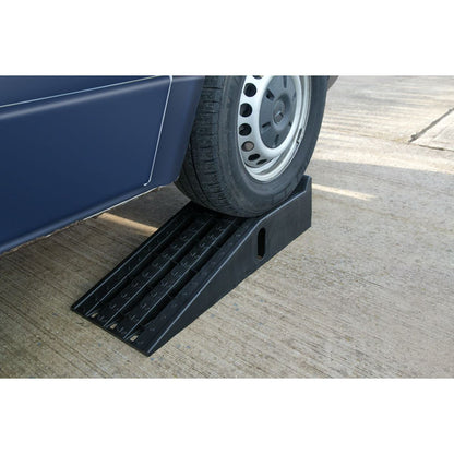 Sealey CAR3000C Car Ramps 1.5 Tonne Capacity per Ramp 3 Tonne Capacity per Pair