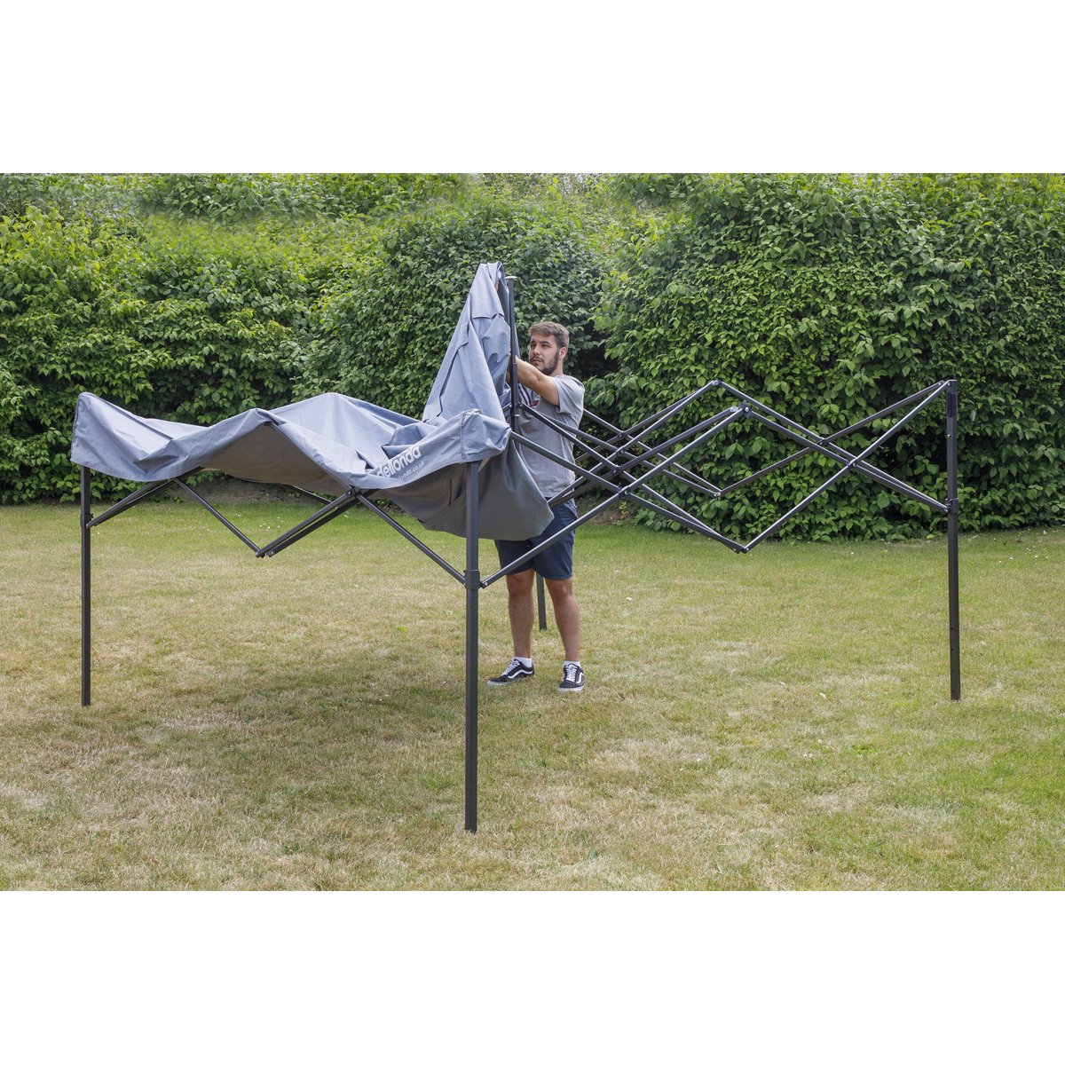 Dellonda DG129 Premium 2x2m Pop - Up Gazebo Heavy Duty PVC Coated Water Resistant Fabric Grey - McCormickTools