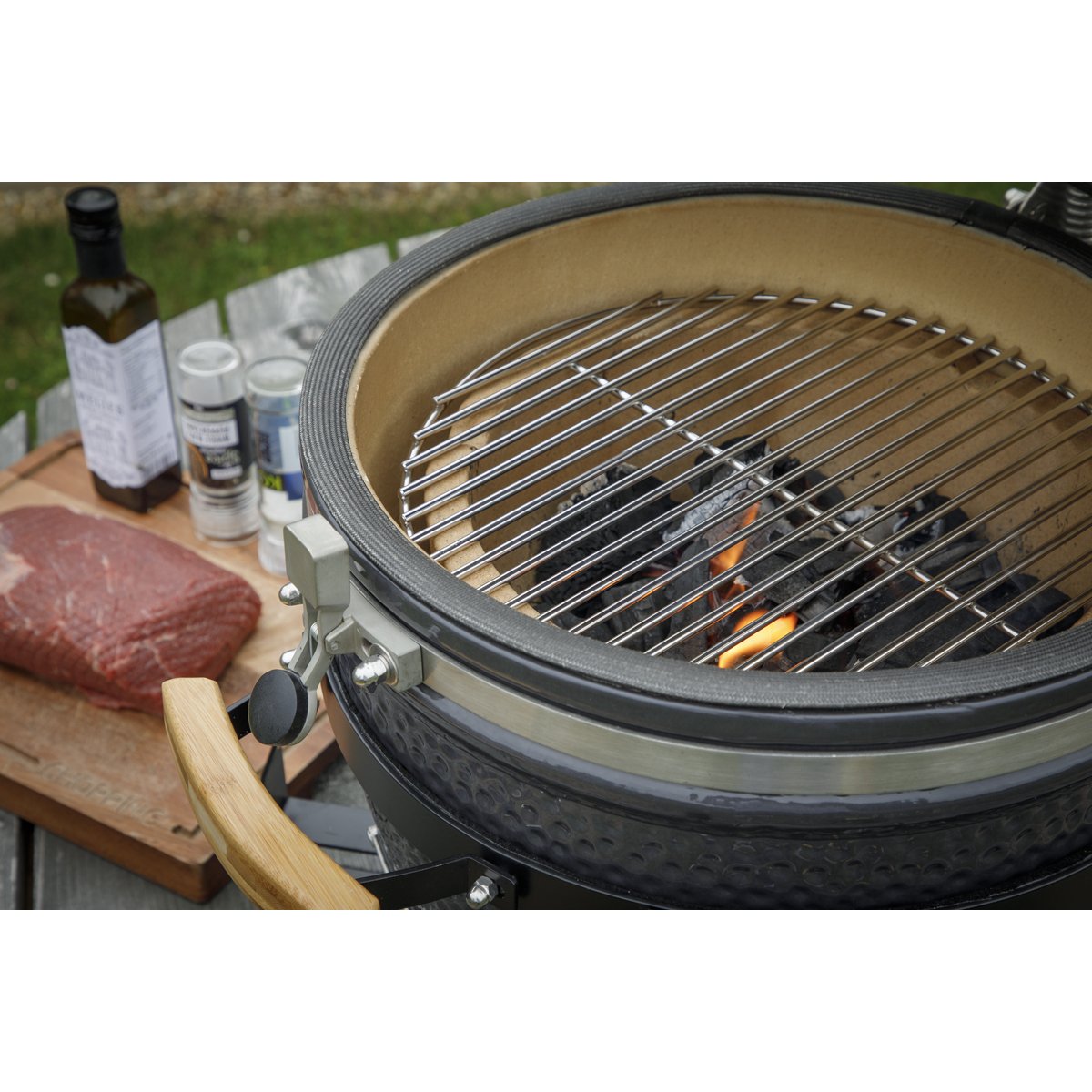 Dellonda DG158 Deluxe 16"(40cm) Ceramic Kamado Style BBQ Grill/Oven/Smoker - McCormickTools