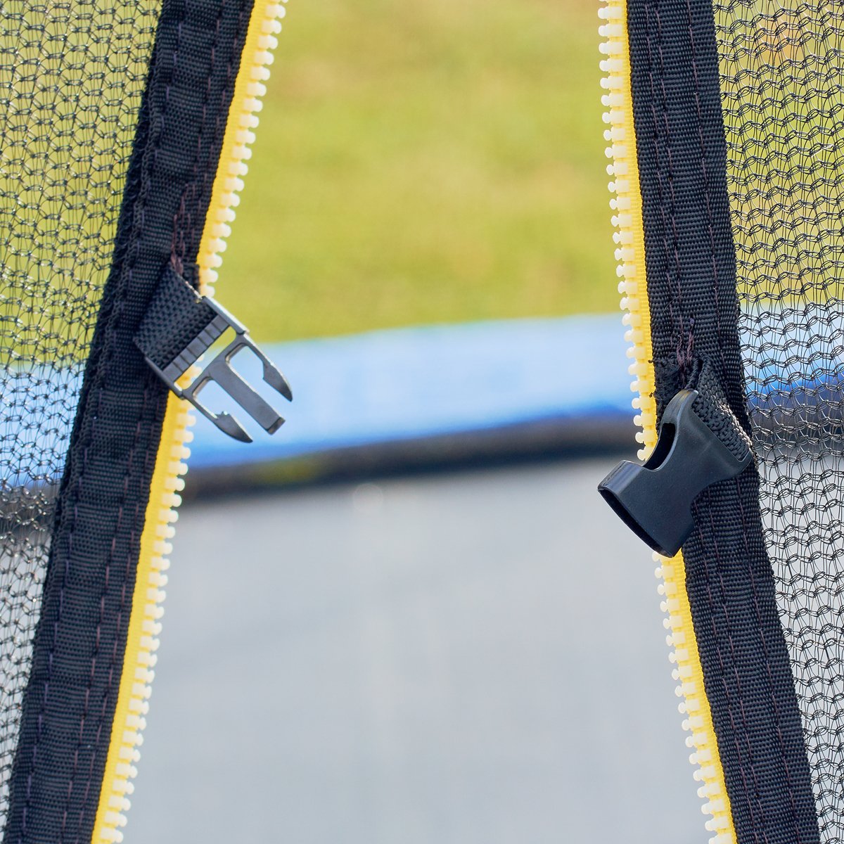 Dellonda DL67 8ft Heavy - Duty Outdoor Trampoline with Safety Enclosure Net