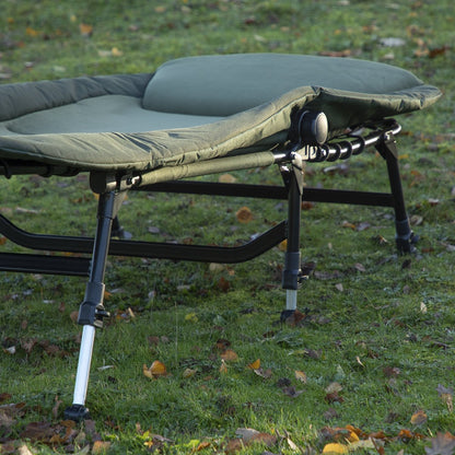 Dellonda DL77 Adjustable Bedchair for Fishing and Camping with Fleece Covered Mattress & Built - In Pillow Headrest 3 Legs & 6 Adjustable Levelling Feet - McCormickTools