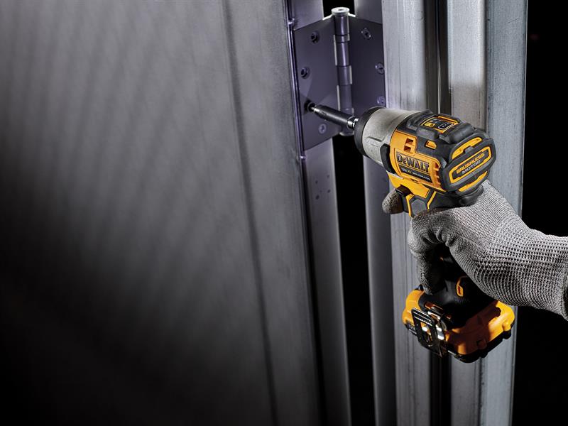 Dewalt DCF801D2 XR Brushless Sub - Compact Impact Driver 12V 2 x 2.0Ah Li - ion - McCormickTools