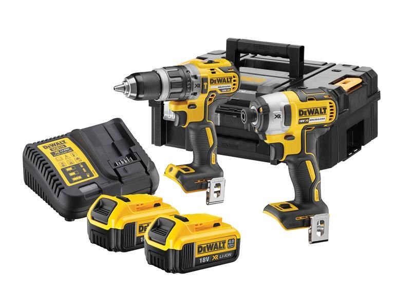 Dewalt DCK266M2T 18V Combi Drill & Impact Driver Kit With 2 X 4ah Batteries