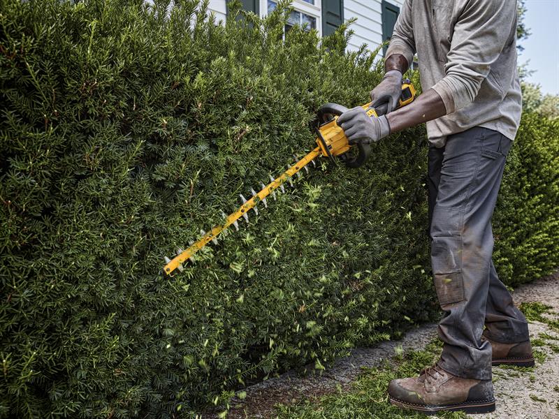 Dewalt DCMHT573X XR FlexVolt Hedge Trimmer 54V 1 x 9.0Ah Li-ion-McCormickTools