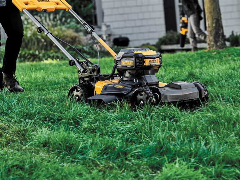 Dewalt DCMSP564N XR Brushless Self - Propelled Lawnmower 53cm 36V Bare Unit