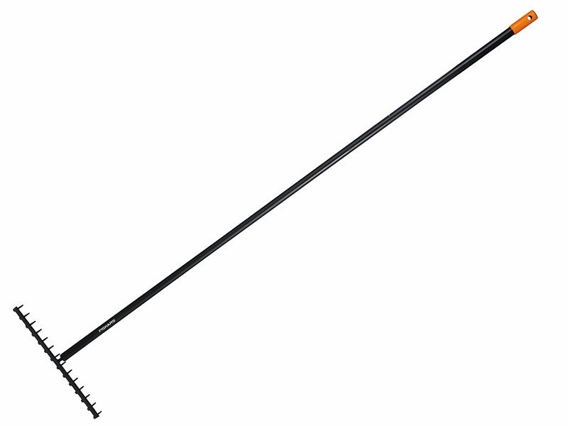 Fiskars Solid Soil Rake 1016036