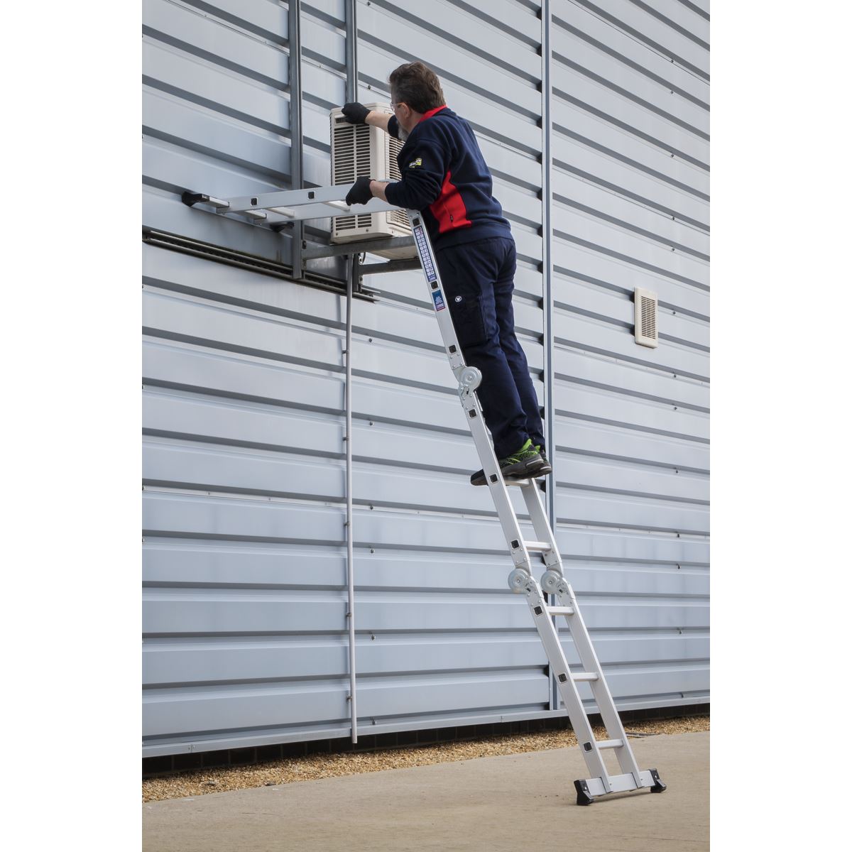 Sealey AFPL1 Aluminium Folding Platform Ladder 4 - Way EN 131