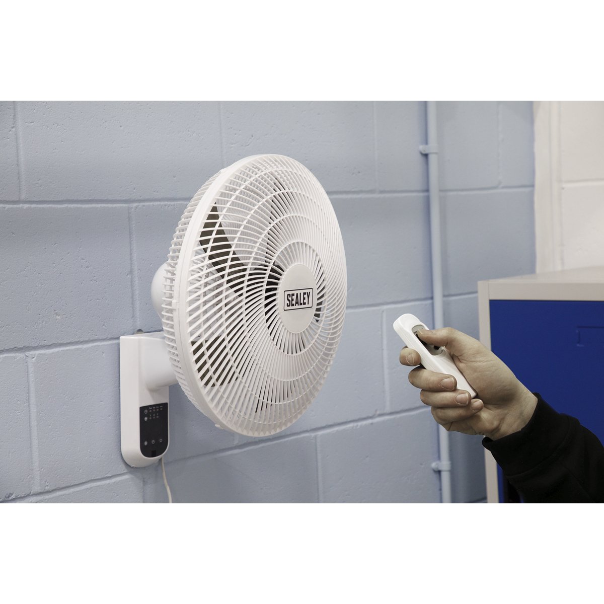 Sealey SWF16WR Wall Fan 3 - Speed 16" with Remote Control 230V - McCormickTools