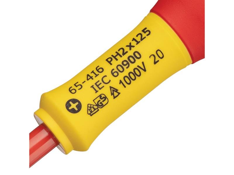 Stanley TB - STA065416 Stanley FatMax VDE Insulated Screwdriver Phillips Tip PH2 x 125mm STA065416